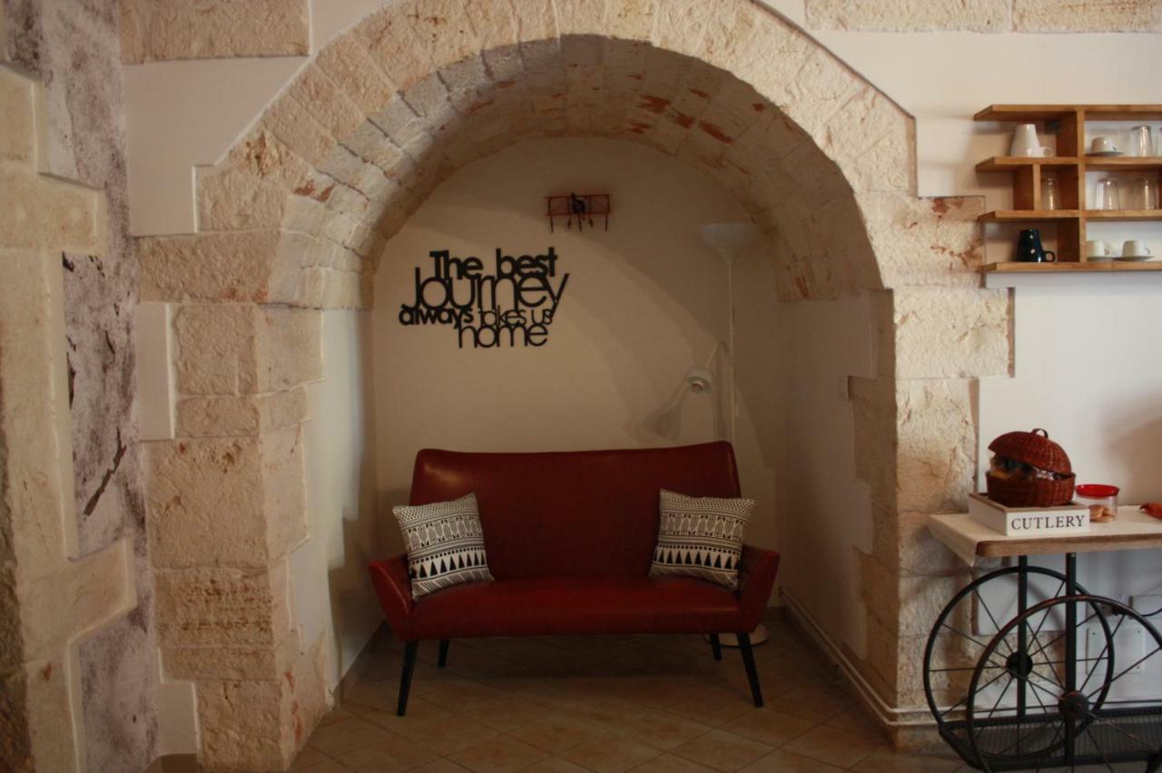 Giramondo Bed&Breakfast Turi Bagian luar foto