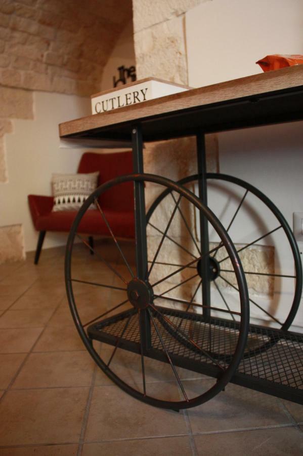 Giramondo Bed&Breakfast Turi Bagian luar foto